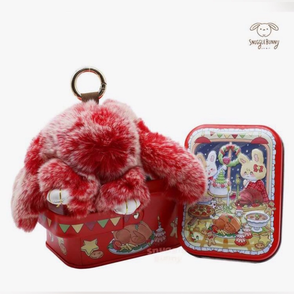 NIB Red SnuggieBunny Keychain In Christmas Dinner Tin. Perfect For Adult/Child